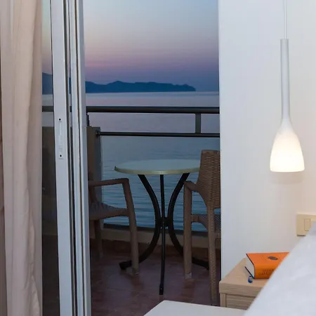 Hotell Sunny Bay 3*