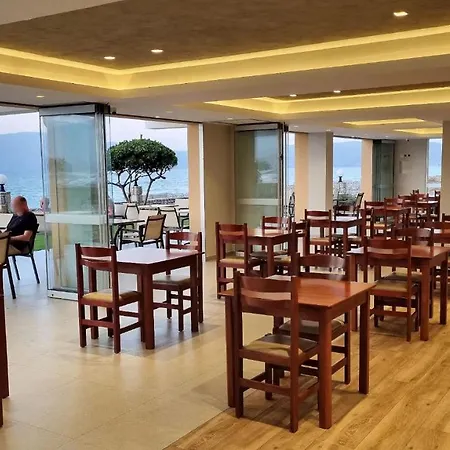 فندق Sunny Bay كيساموس