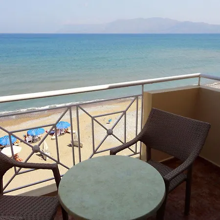 Sunny Bay Hotel 3*